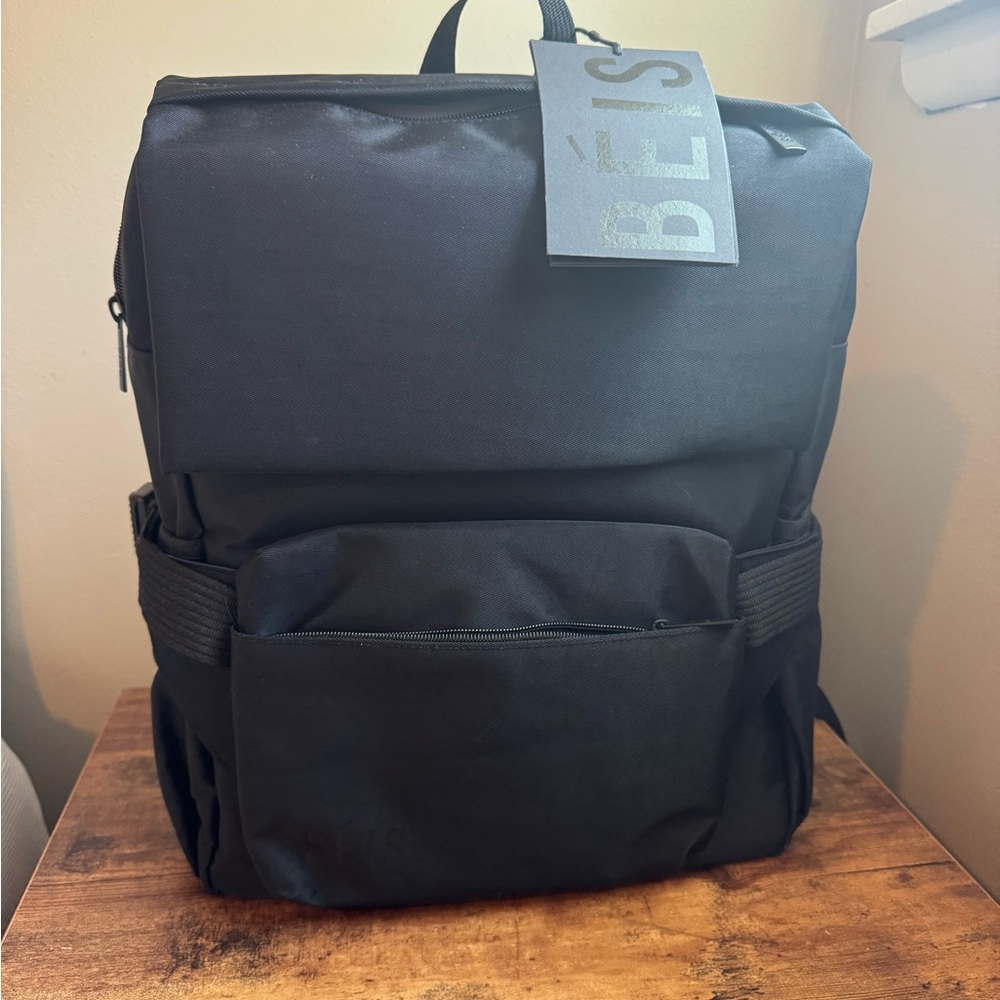 The Ultimate Diaper Backpack - Beis